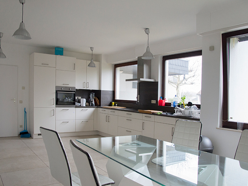 Kitchen in a shared house Luxembourg Cents