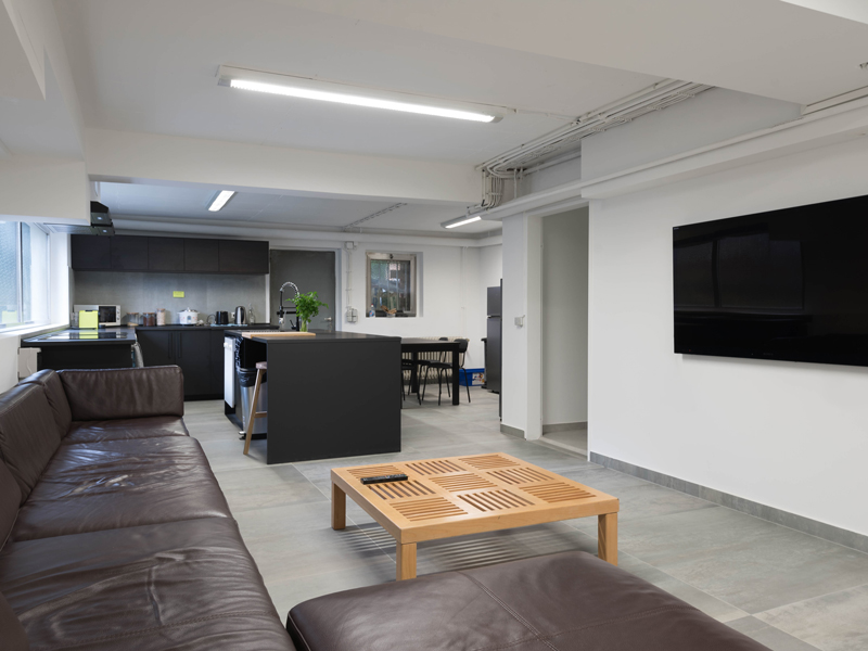 Living room and kitchen in a coliving Luxembourg