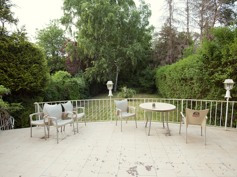 Luxembourg roommate house with a terrace and garden