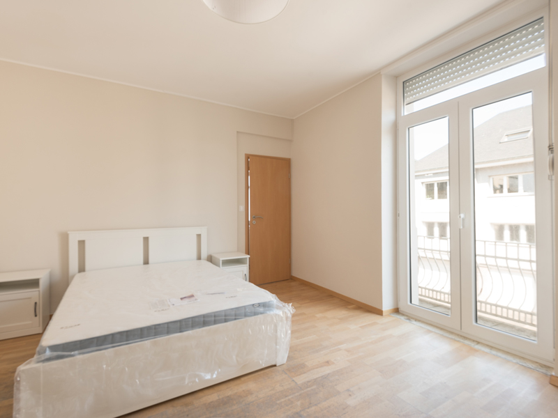 furnished room rent Luxembourg with a balcony