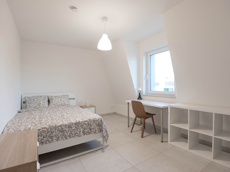furnished room for rent luxembourg, includes double bed, desk, wardrobe, chest of drawers, shelf